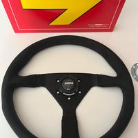 Volante Momo Montecarlo in microfibra nera