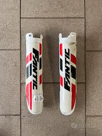 Parasteli + 2 grafiche Fantic XMF 125