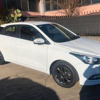 Hyundai i20 1.2 84 cv 5p. comfort