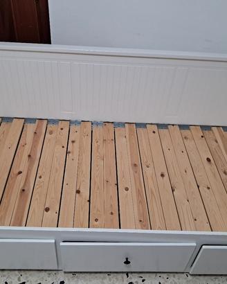 letto con cassetti bianco ikea