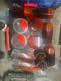 Stock di plastiche per fanalini auto d’epoca