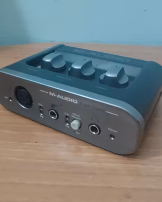 M-AUDIO Fast Track