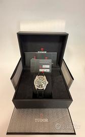 TUDOR BLACK BAY PRO