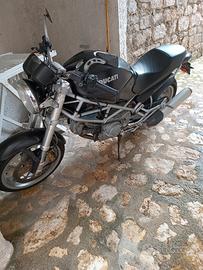 Ducati Monster 600