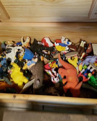 Miniature action figure miste