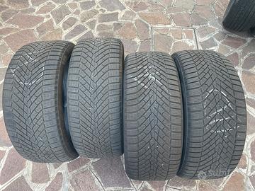 Gomme auto