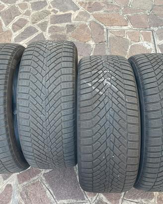 Gomme auto