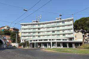 2 LOCALI A ANCONA