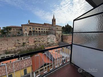 4 LOCALI A MONCALVO