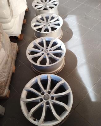4 cerchi lega Audi originali 18 pollici