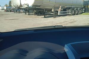 Semirimorchio cisterna