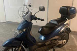 Piaggio Beverly 250