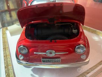 Modellino fiat 500