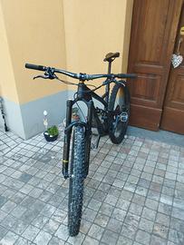 MTB Full YT Jeffsy in carbonio. Taglia M