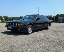 BMW 735iL 1989