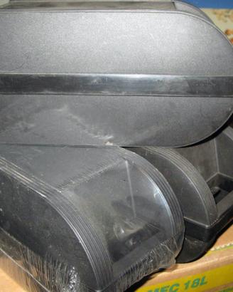 Contenitori portatili per cd o dvd