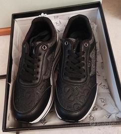 scarpe sneakers 
