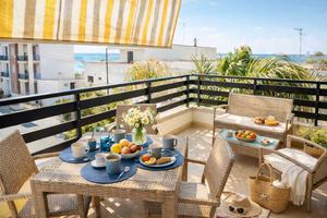 Fronte mare con accesso diretto alla spiaggia