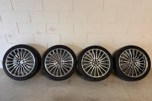 CERCHI ORIGINALI Mercedes AMG 19” gommati NEXEN