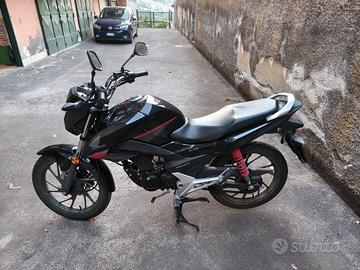Honda cb 125 f