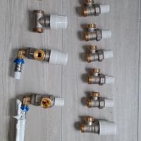 N.12 detentori per caloriferi