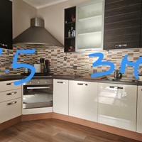 Cucina con elettrodomestici INCLUSI