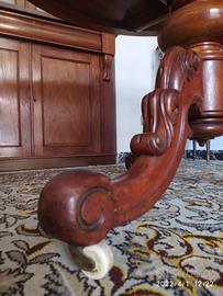 Tavolo rotondo in legno massello con 6 sedie stile