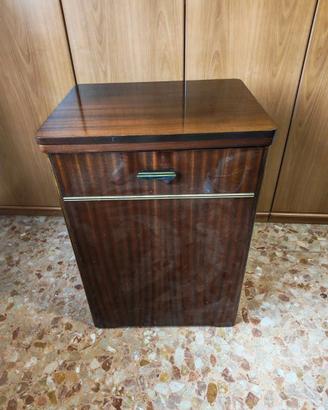 Macchina da cucire elettrica Singer 412 anni ’60 –