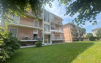 Trilocale all'ultimo piano con 2 balconi e ampio b