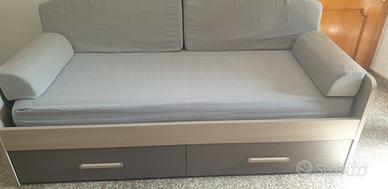 Divano letto. 