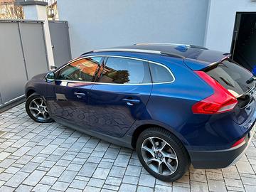 volvo v40 cross country Ocean race 