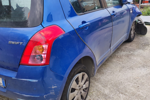 Suzuki Swift 1.3ddis anno 2008 Intera o ricambi
