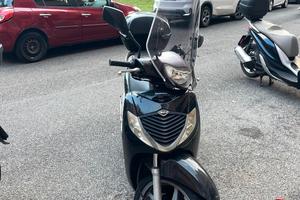 SH125 NERO