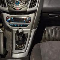 Ford Focus 1.6 tdci 120 cv titanium