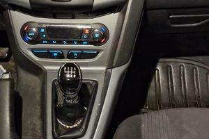 Ford Focus 1.6 tdci 120 cv titanium
