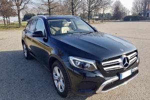 Mercedes GLC 220d 4 MATIC Sport nero