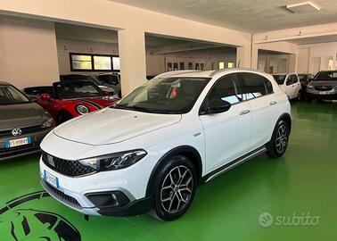 Fiat tipo Cross