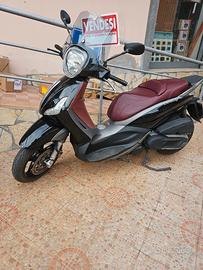 Scooter Piaggio Beverly 350