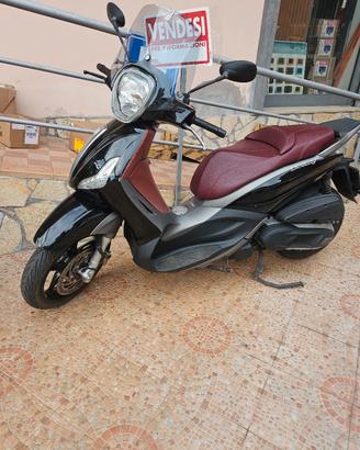 Scooter Piaggio Beverly 350