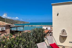 La Sicilienne con terrazzo vista mare in centro