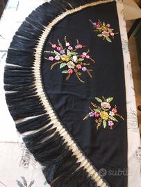 scialle origine spagnola