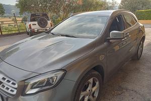  Mercedes gla 180 d
