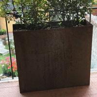 Vaso per fiori in Corten
