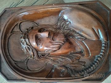 quadro di Gesù intagliato in legno