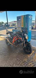 SuperDuke 1290r