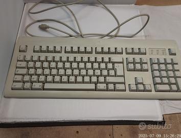 Tastiera Apple Keyboard M2980 vintage con cavo ADB