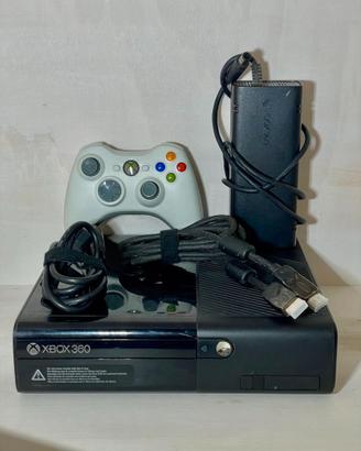 Xbox 360 250GB + Controller Funzionante