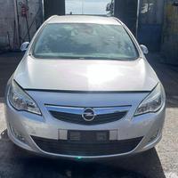 RICAMBI Opel Astra J SW 1.7 81kW 110Cv A17DTR 2012