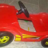 Automobilina a pedali replica Ferrari vintage