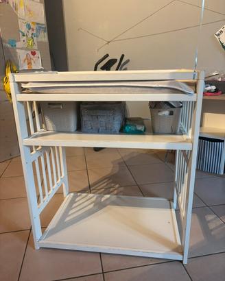 Fasciatoio bianco in buonissime condizioni